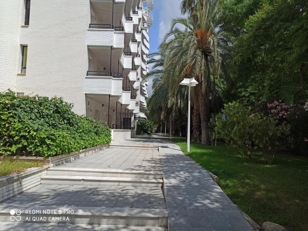 Apartaments Familiar Cerca Port Aventura Salou Bagian luar foto