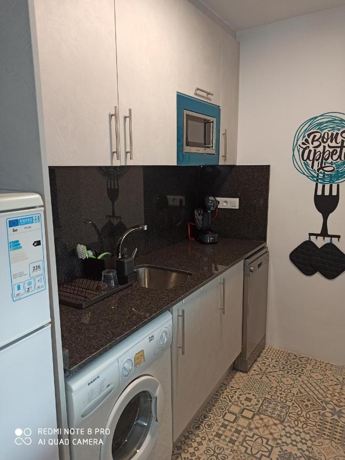 Apartaments Familiar Cerca Port Aventura Salou Bagian luar foto